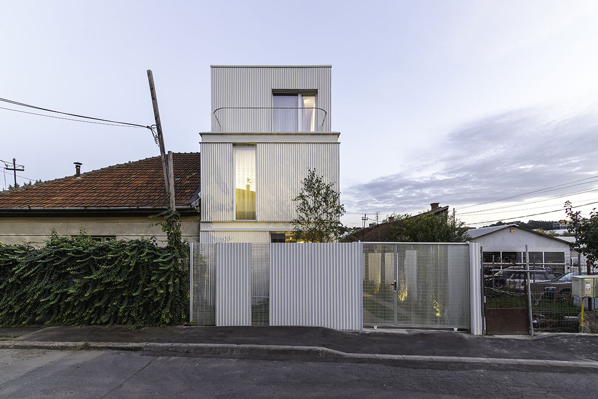 casa ST_Format4 - locuință privată, autori: FORMAT 4 architects
