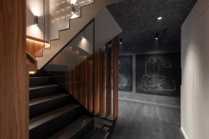 Labirintul culorilor de gri — Inedit Works | Locuință unifamilială
